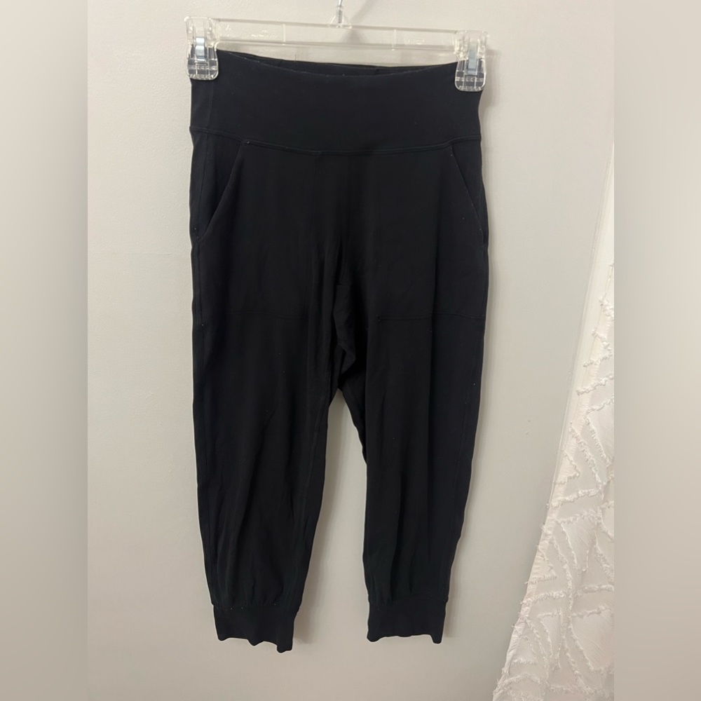 Lululemon joggers cropped align size 2
